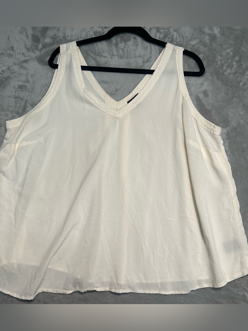 Torrid Lightweight Tank Top Women’s 2X 2 Beige Sheer